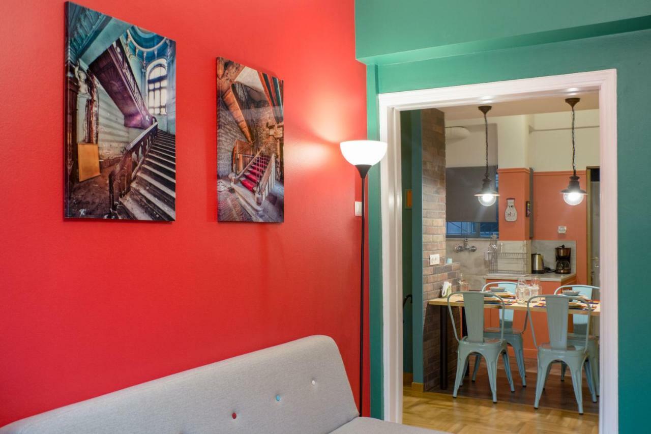 "Casa De Colores", Next To The Metro Athen Eksteriør bilde